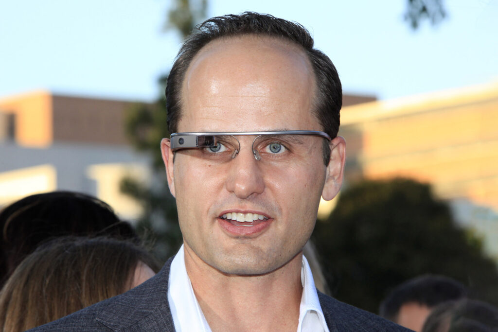 Google brillene som floppet i markedet på grunn av dårlig prototyping og markedsundersøkelser.
